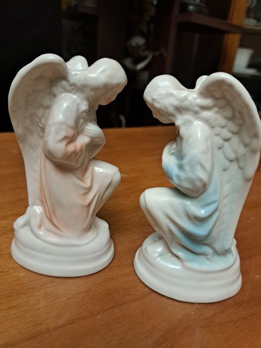 Figurki porcelana para aniołów opiekuńczych stróży tzw Śląsk  stare
