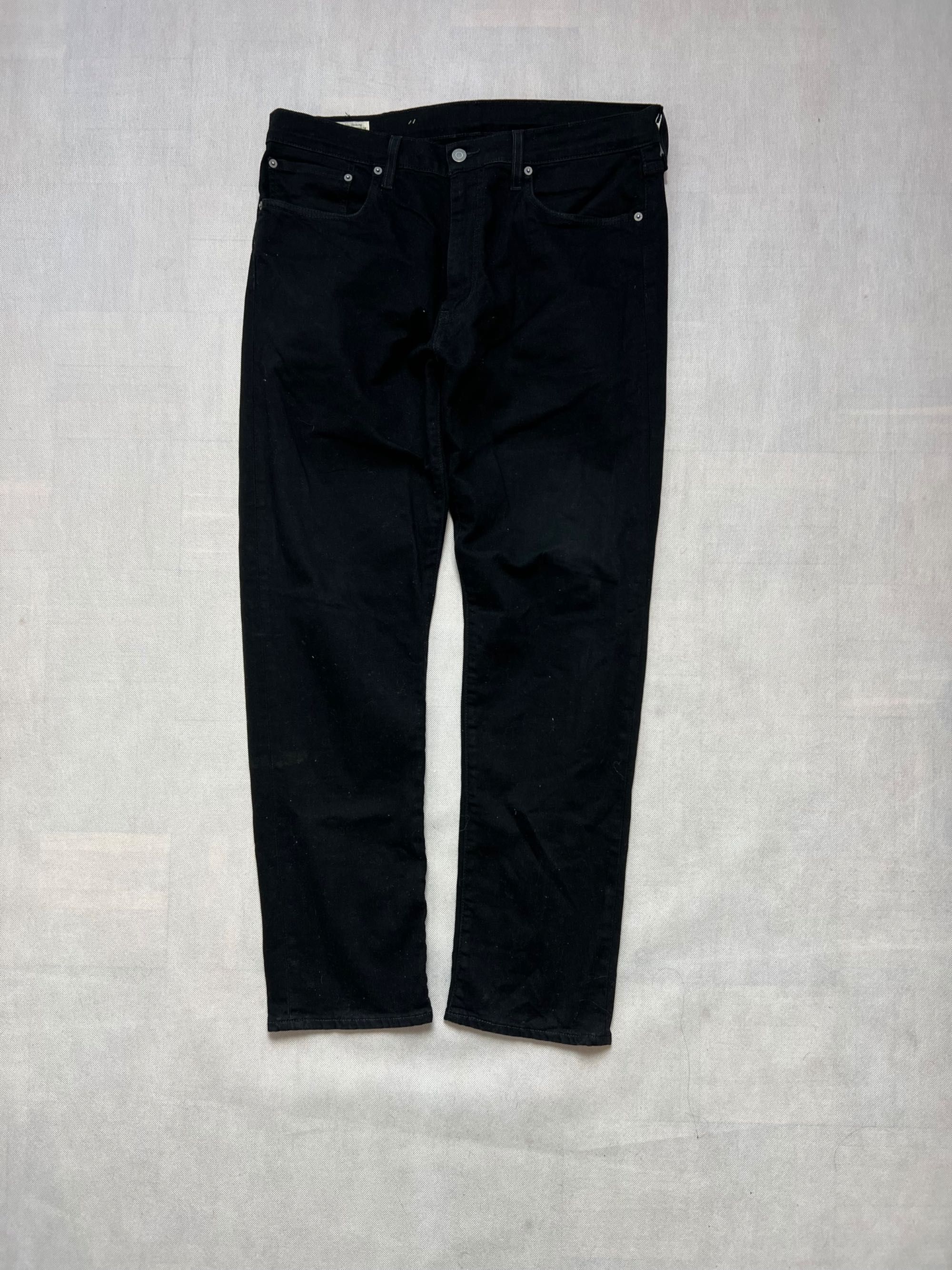 Spodnie Levi’s 502 black red tab pants