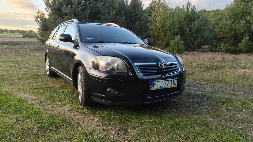 Toyota Avensis 2.0 D-4D (126 KM) - Bogata Wersja, Skóra, Nawigacja