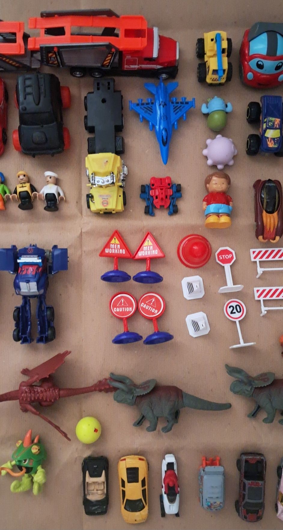 Conjunto lote brinquedos carros dinossauros marvel