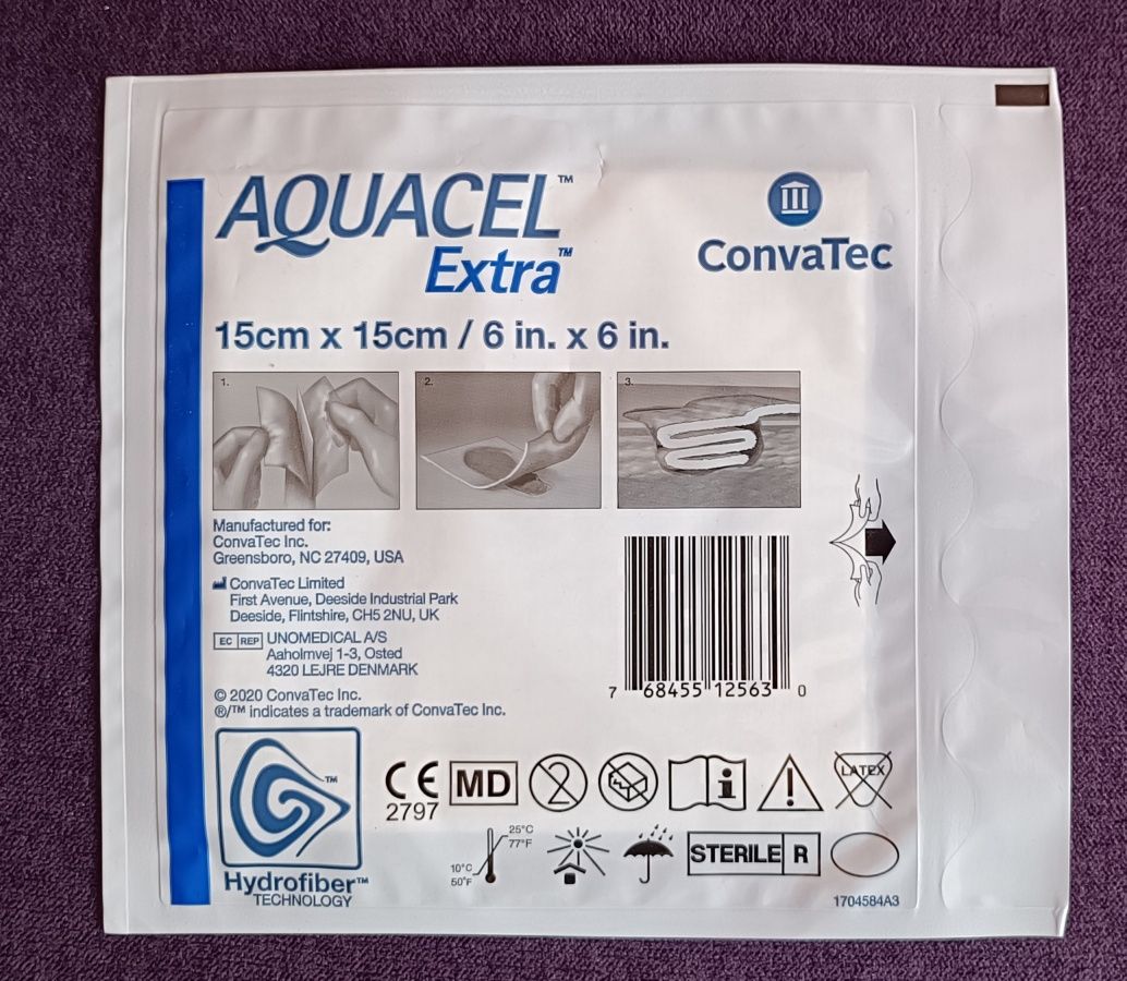 Пов’язка Aquacel Extra 15 x 15 см (6 x 6 дюймів)