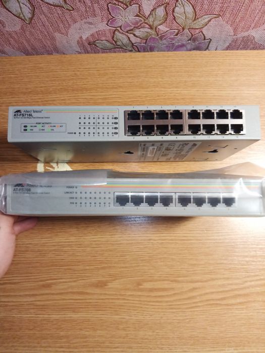 Комутатор Allied Telesis