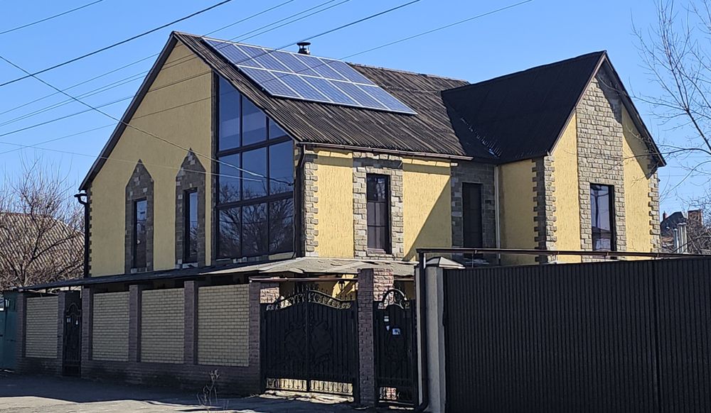 Продам/здам в аренду  дом за пол цены в центре Харькова