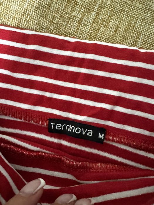 Летнее платья в полоску, размер m.