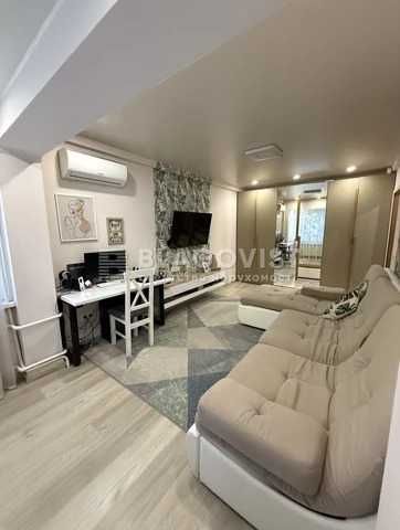 Продаж 2 кімнатної квартири, метро Нивки, Декарта Рене (Кулібіна), 6