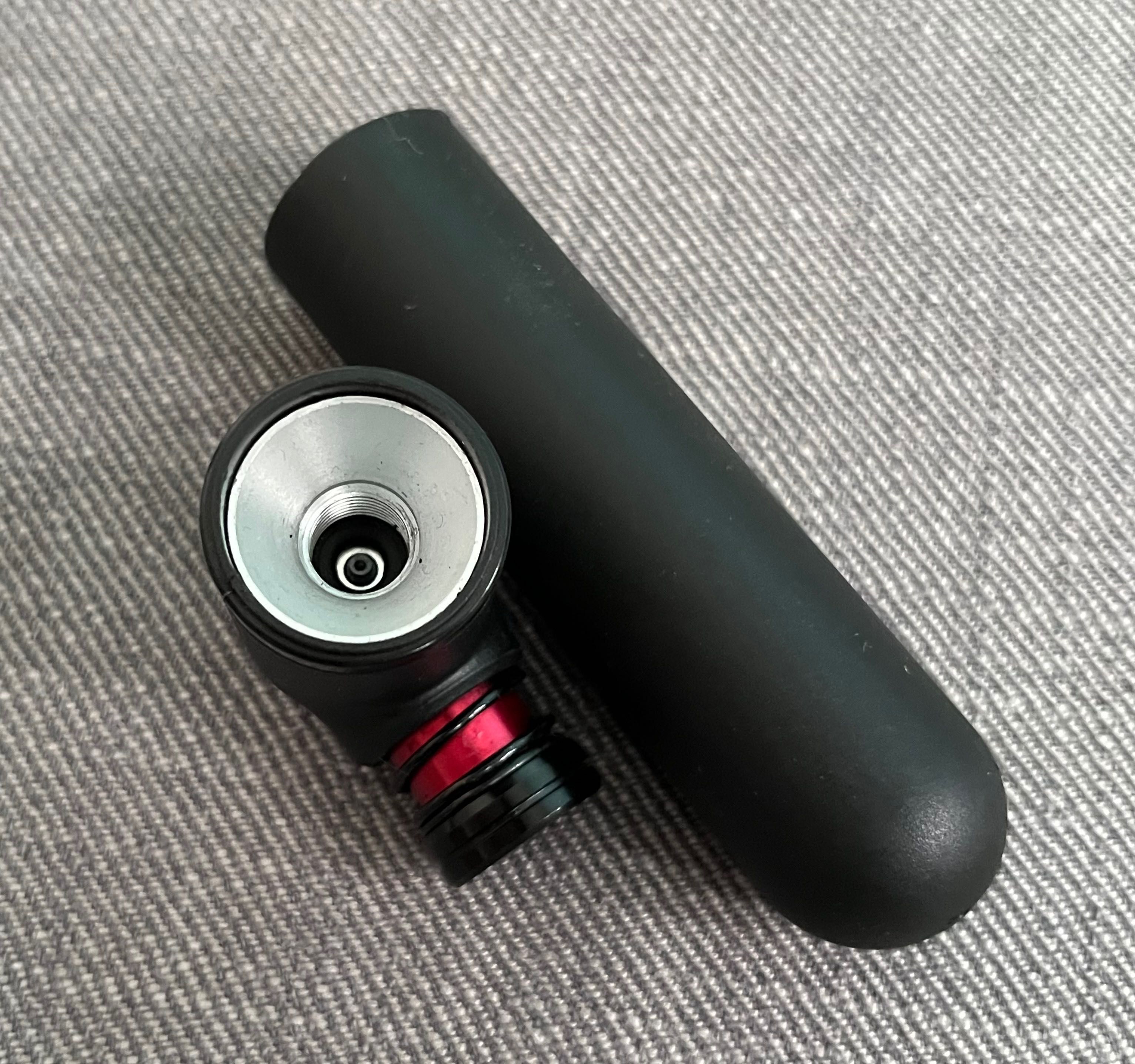 Pompka CO2 do roweru MTB + dwa naboje 20 gr - Rockrider Decathlon
