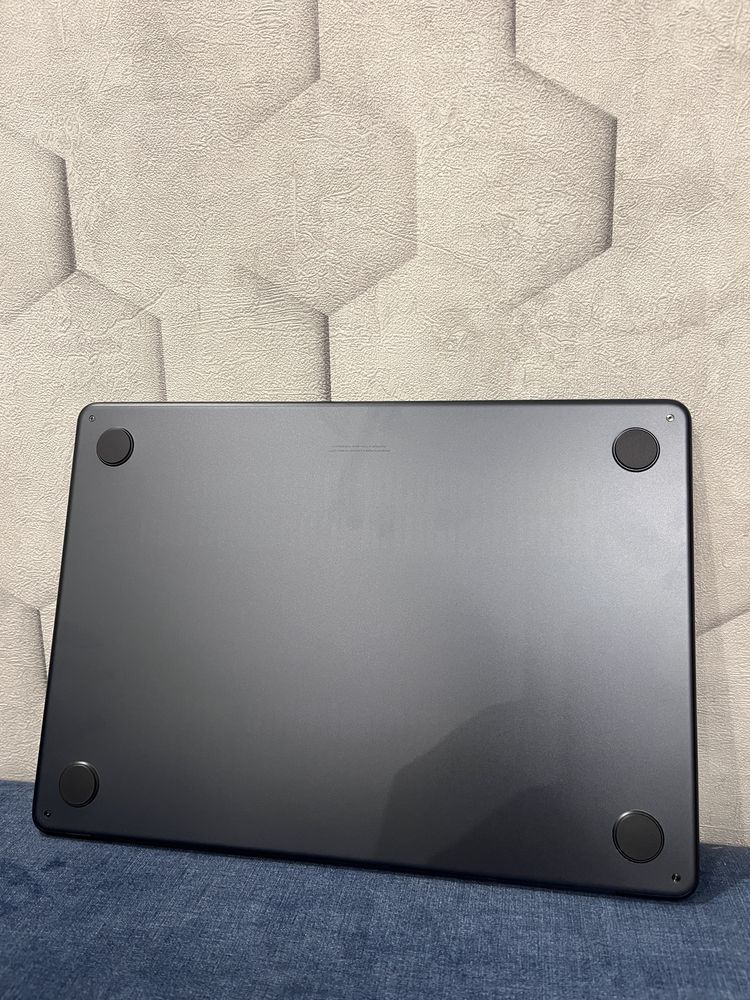 Macbook Air M3 256/16GB