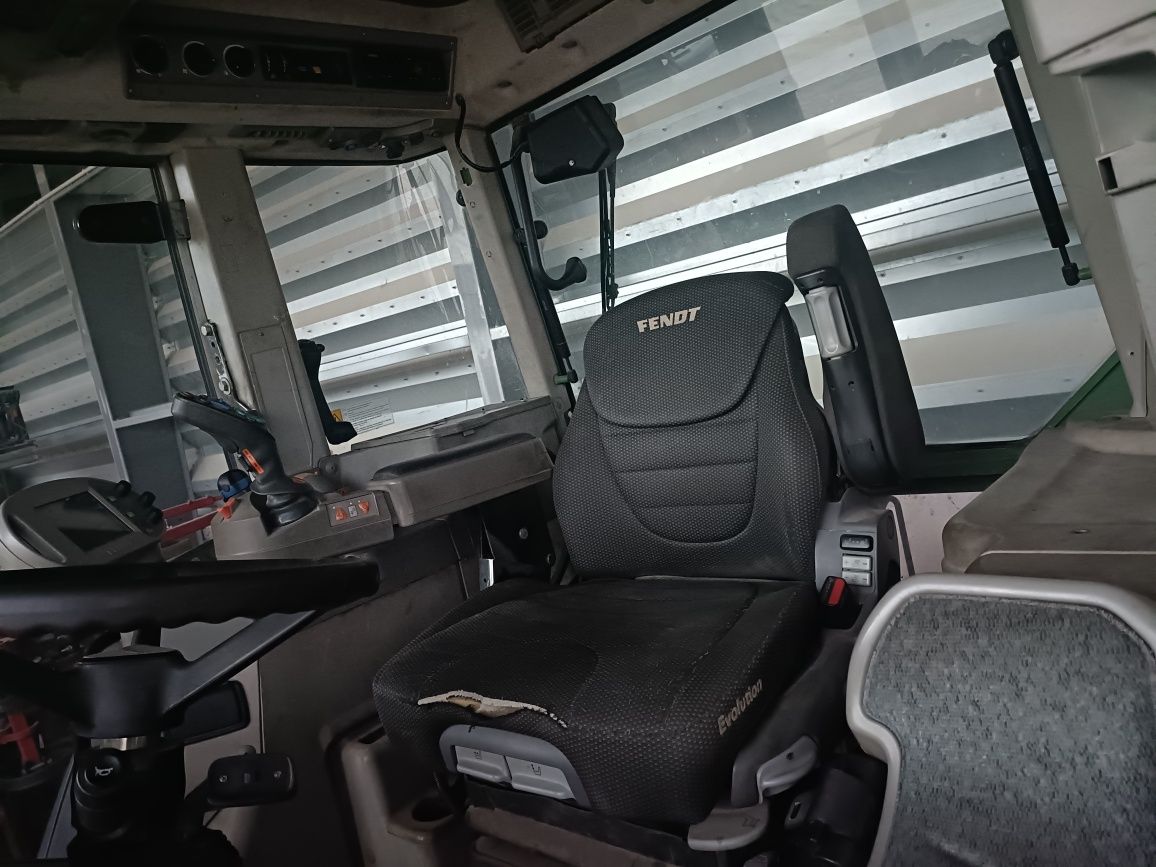 Fendt 820 Vario tms 2007 , ładowacz czołowy Fendt Tur..818..718..716.