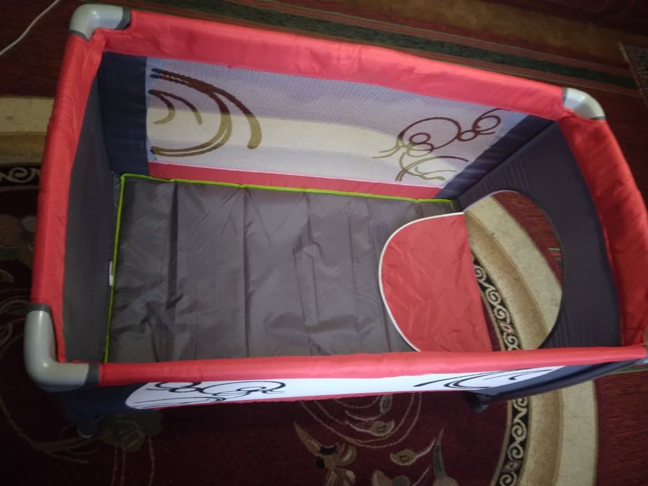 Ліжечко - манеж з пеленатором. Touragoo. НОВЕ