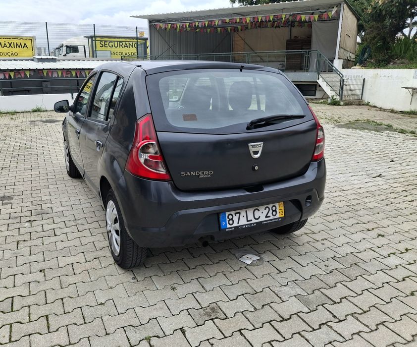 Dacia Sandero 1.2i 16v C/AC Nacional 10