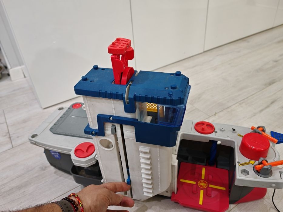 FISHER PRICE Imaginext Statek Lotniskowiec