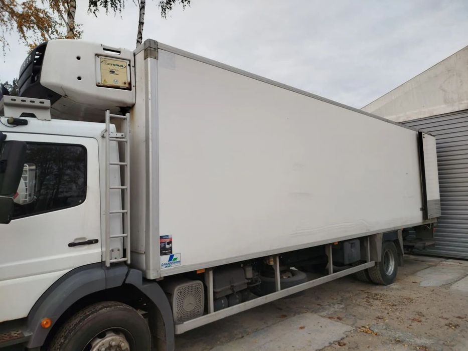 ZABUDOWA KONTENER PAKA SKRZYNIA ŁADUNKOWA CHŁODNIA IZOTERMA MAGAZYN GARAŻ AGREGAT