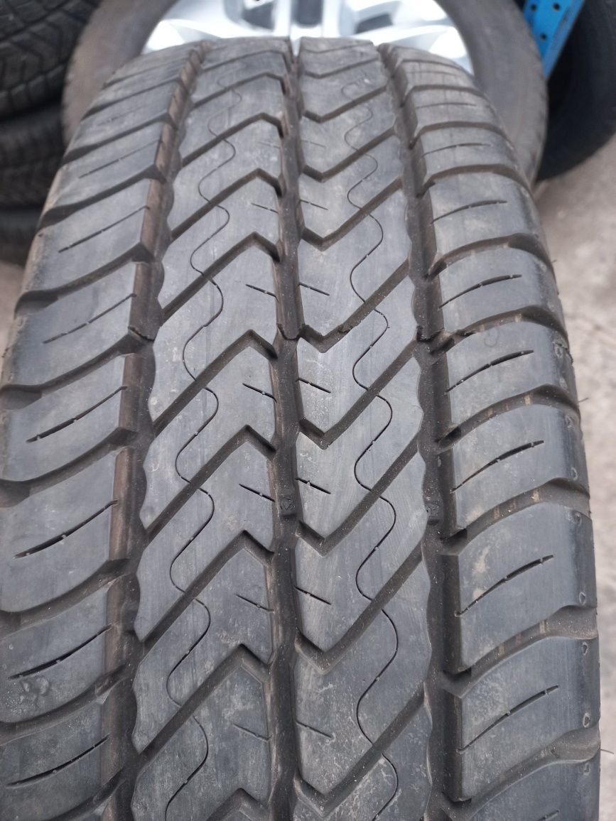 Koła Letnie TRAFIC VIVARO PRIMASTAR 17" 5x114.3 Stan Jak Nowe !