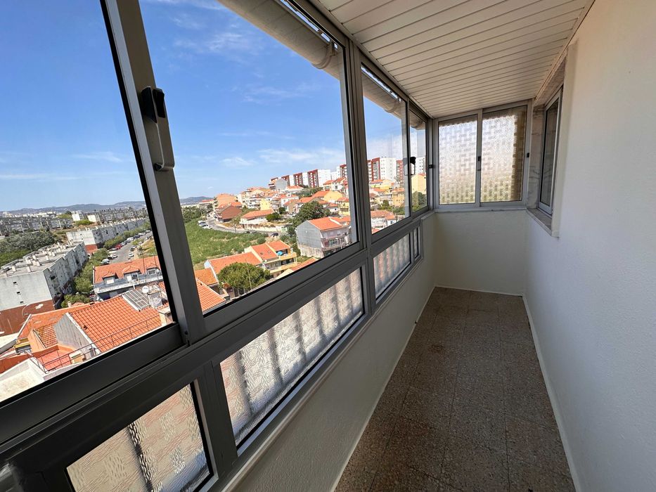 Apartamento T2 na Torrinha, Ameixoeira