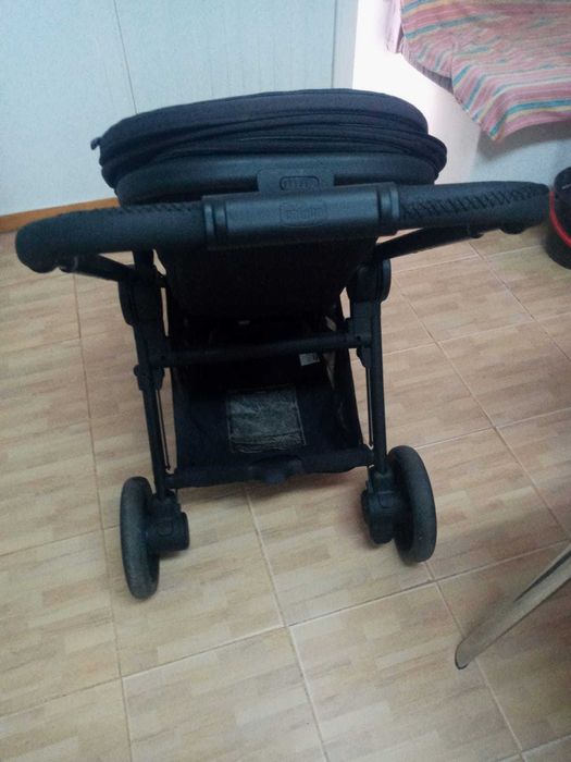 Carrinho CHICCO em ótimo estado