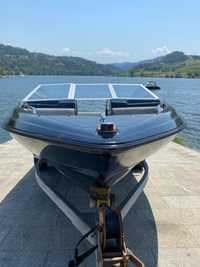 Barco recreio Bayliner capri 2050