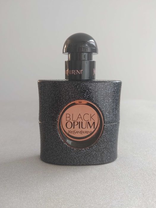 Black Opium YSL perfumy