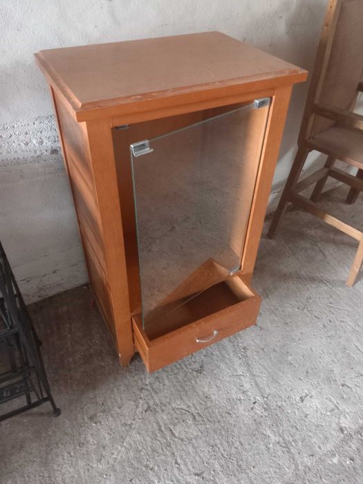 Expositor de loja, com arrumação