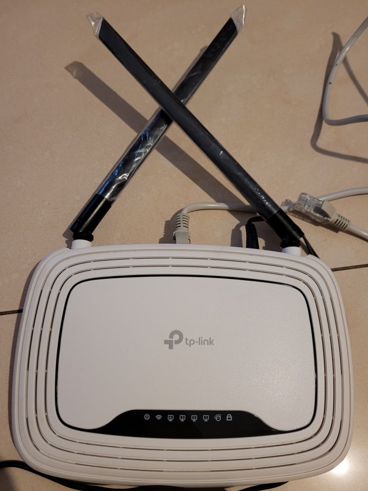 Router TP-LINK TL-WR841N