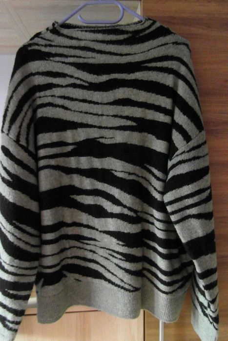 Gruby, ciepły sweter damski - 48/50