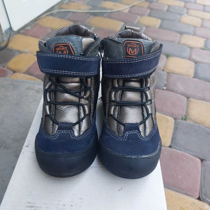 Продам зимові черевики 27 розміру