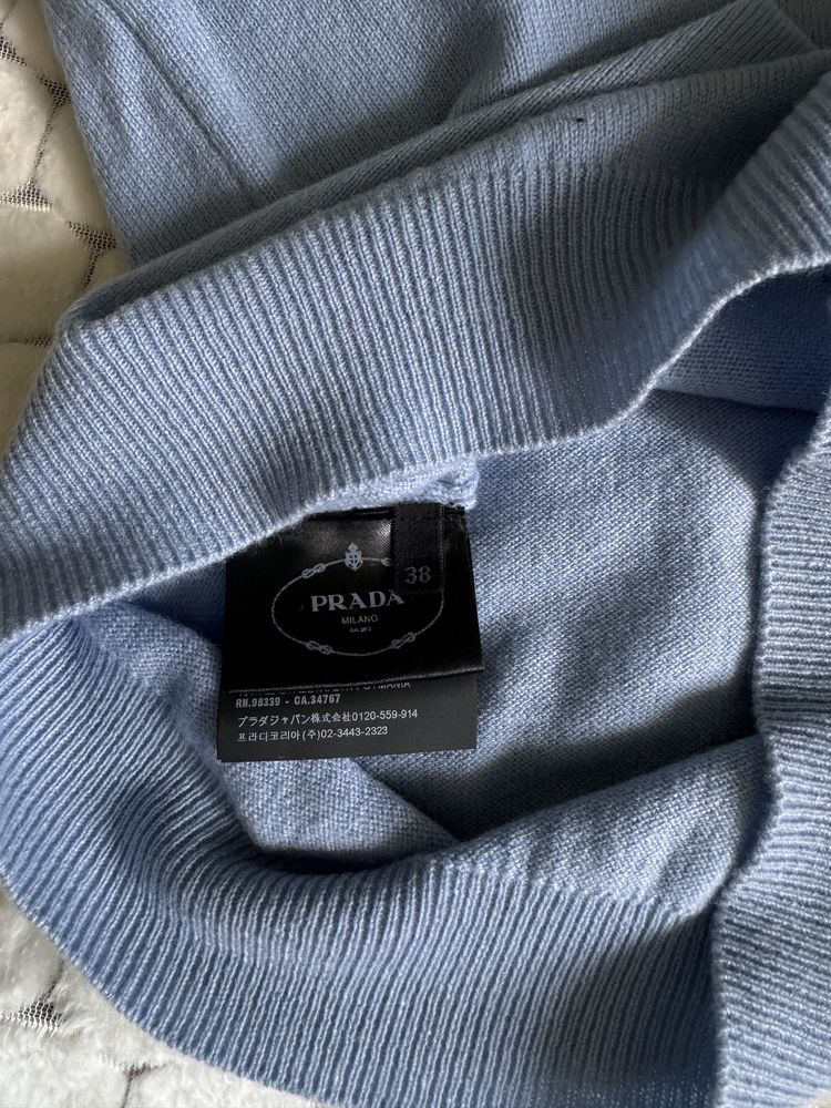 Prada кофта оригінал