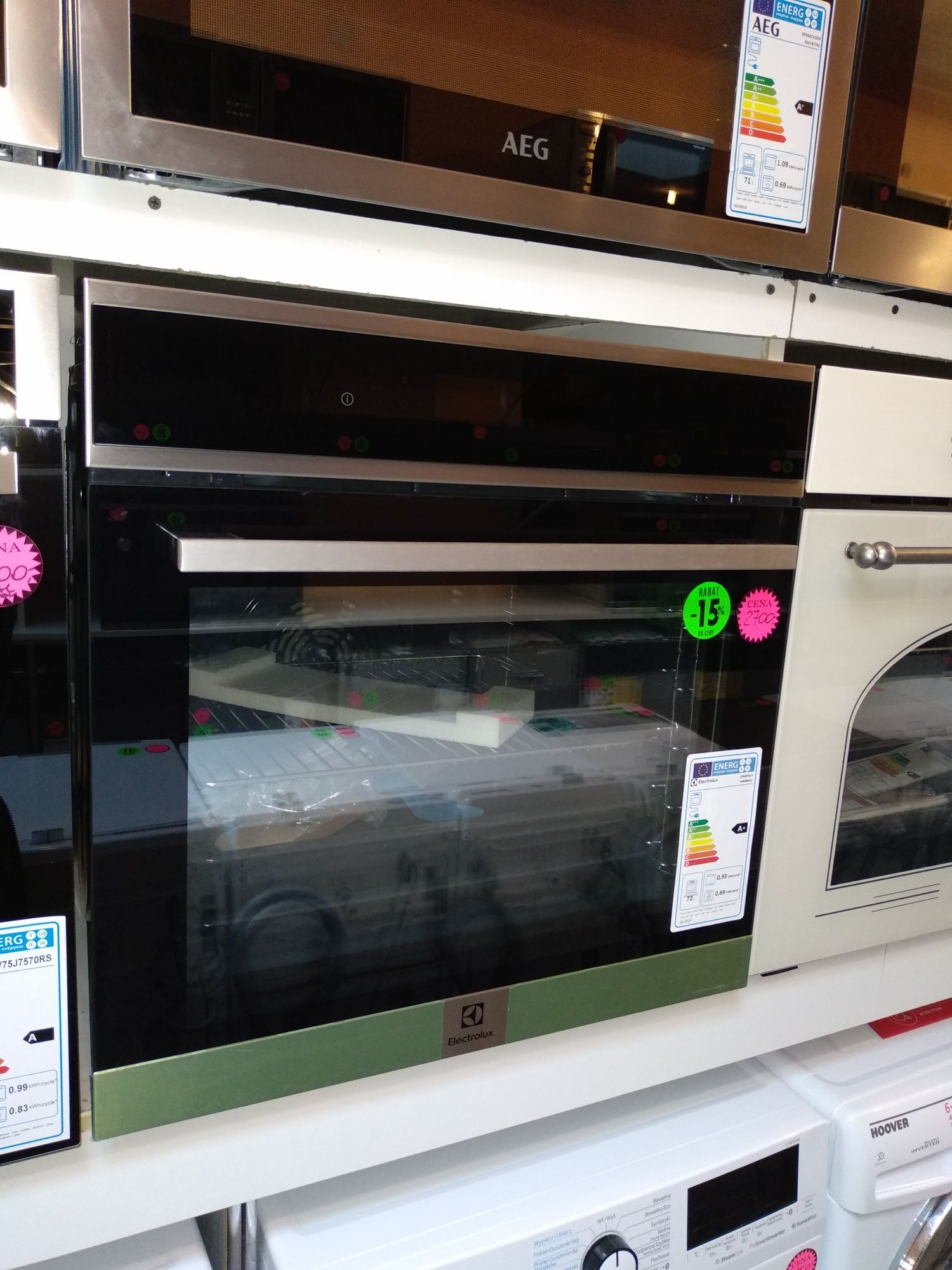 OUTLET Janki ul Wspólna 6 Piekarnik ELECTROLUX EOE8P31X