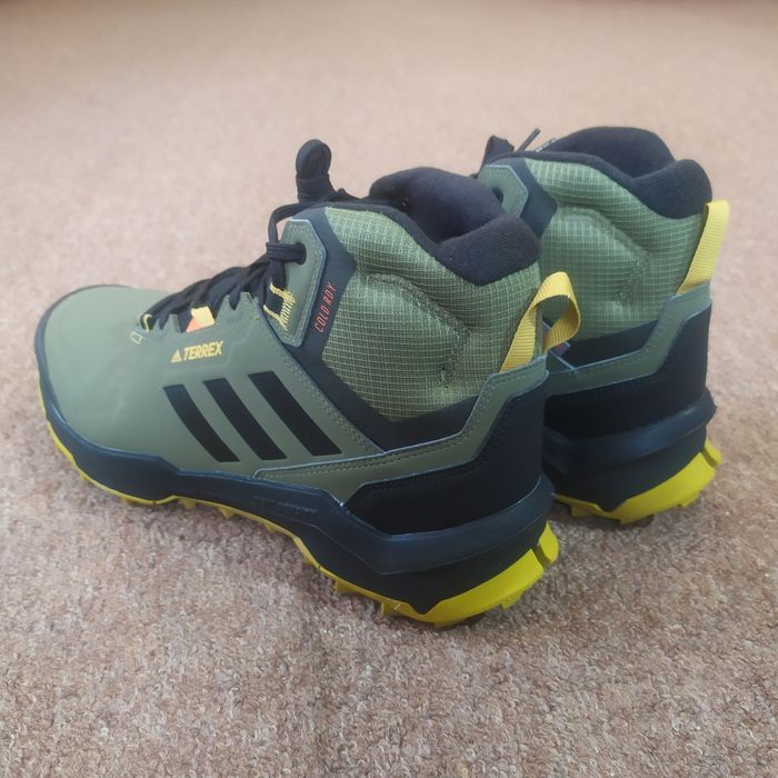 41-46.Непромокаючі трекінгові термочеревики Adidas Terrex AX4 Mid Bet
