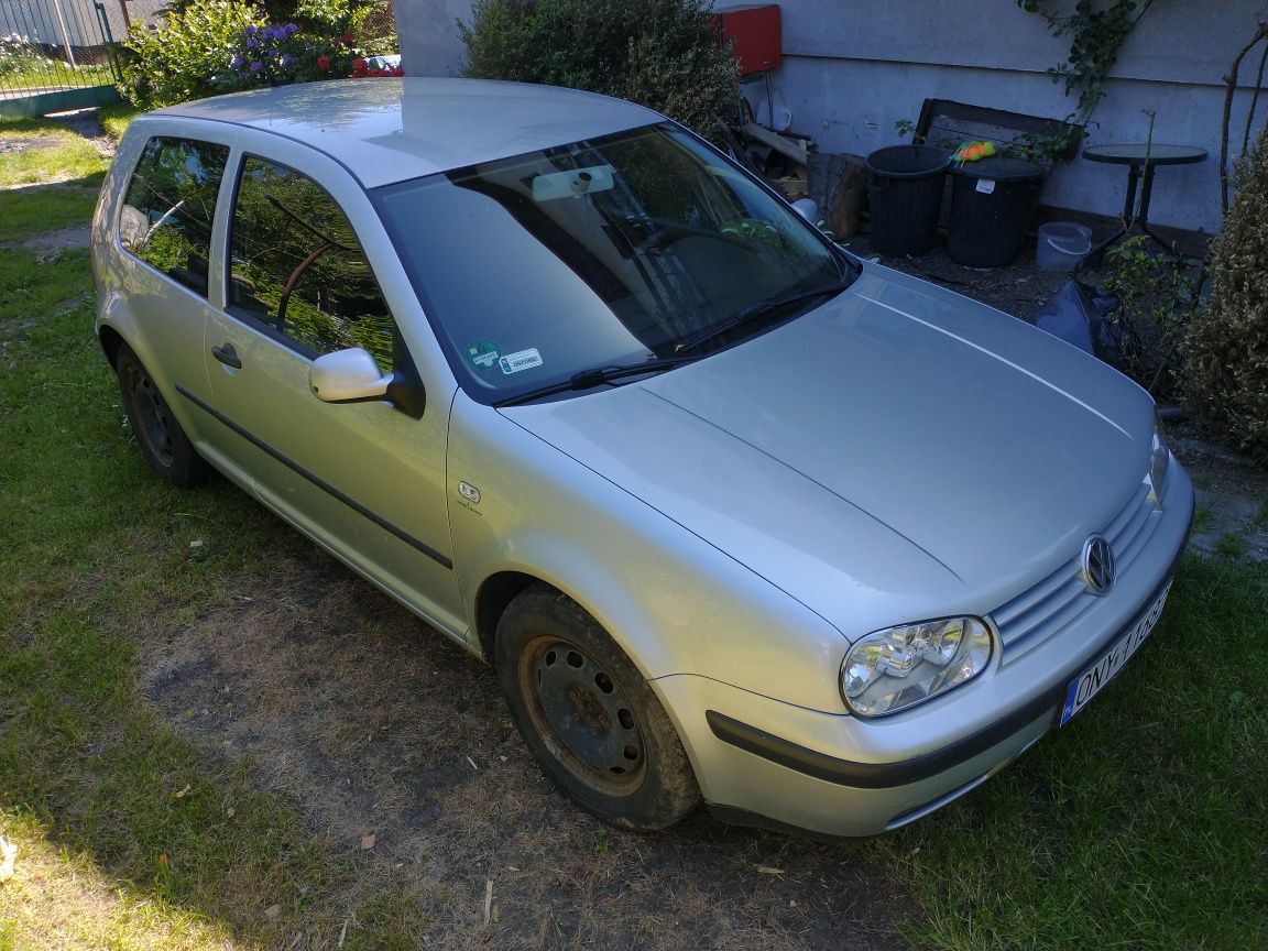 Volkswagen golf 1.6 Mpi 2001