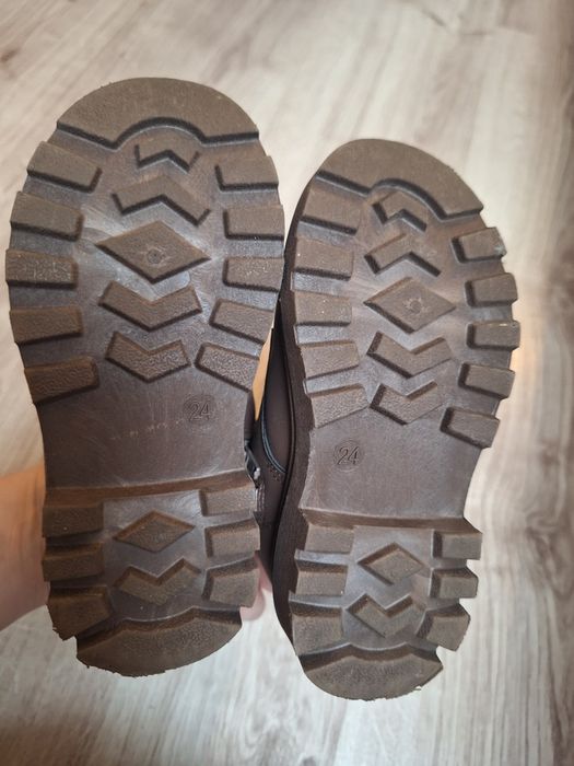 Buty botki zimowe rozmiar 24