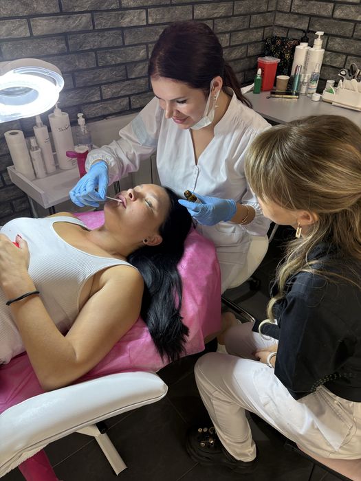 НАВЧАННЯ /Збільшення губ / Ботулінотерапія