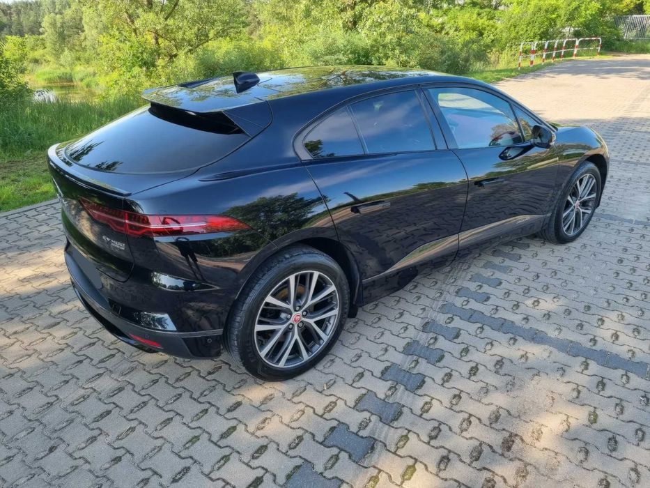 Jaguar I-Pace EV400      2019