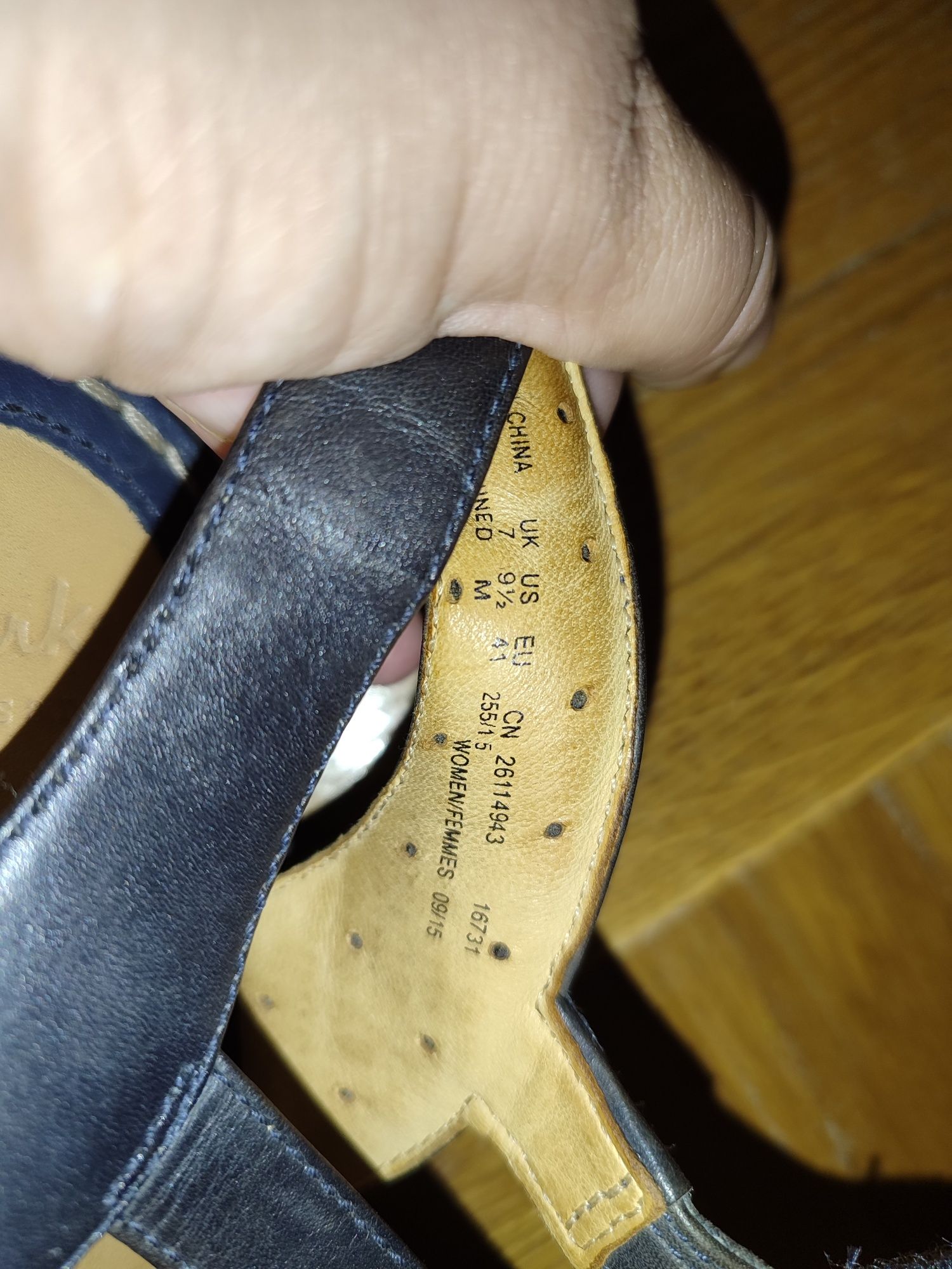 Женские кожаные сандалии - босоножки clarks unstructured р.41