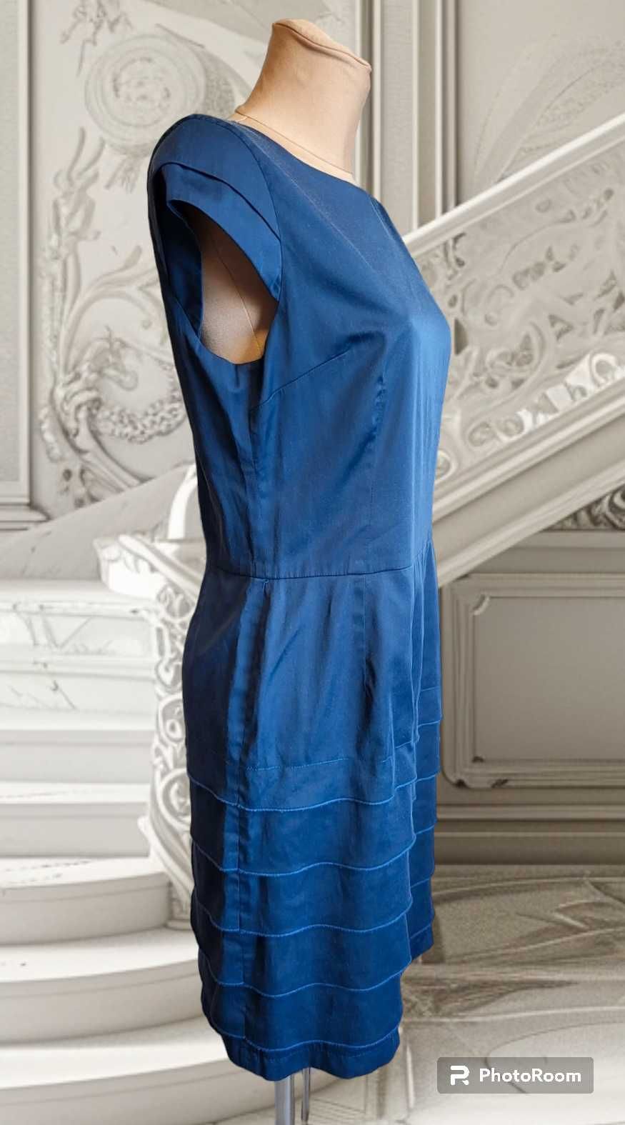 (XL/42) Granatowa sukienka z falbankami