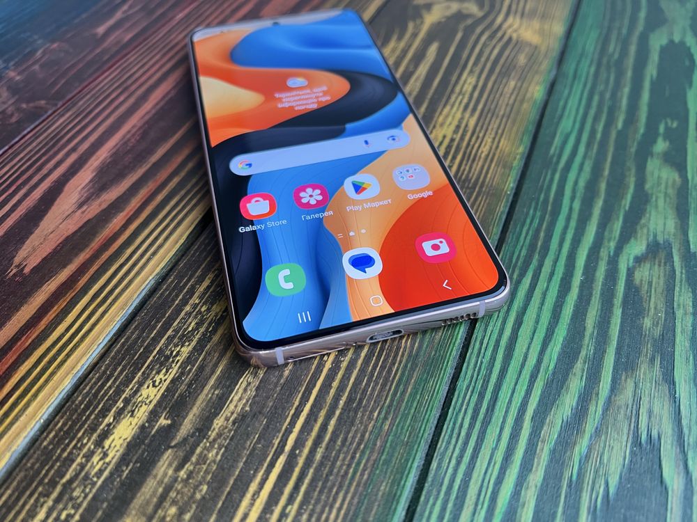 Samsung S21  8/128gb duos официал.