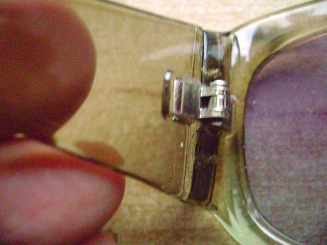 Starocie z PRL - Okulary przeciwsłoneczne Christin Dior damskie TANIO