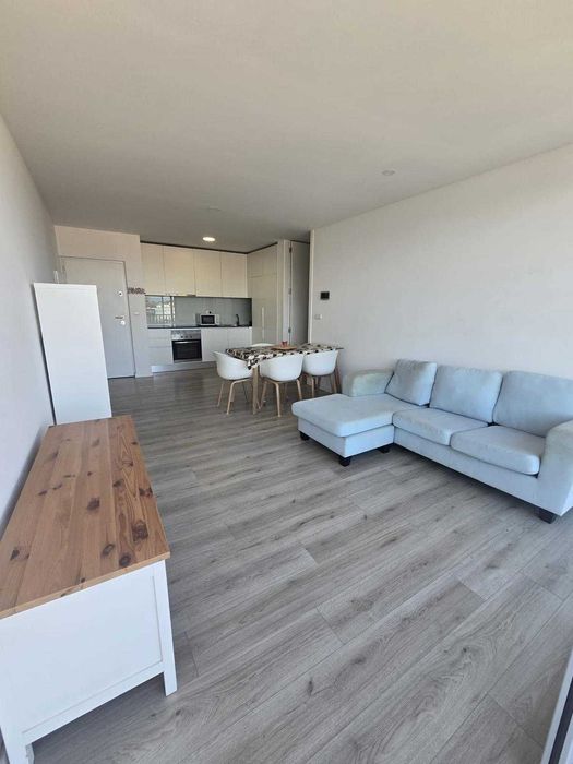 T2 a venda em Monção