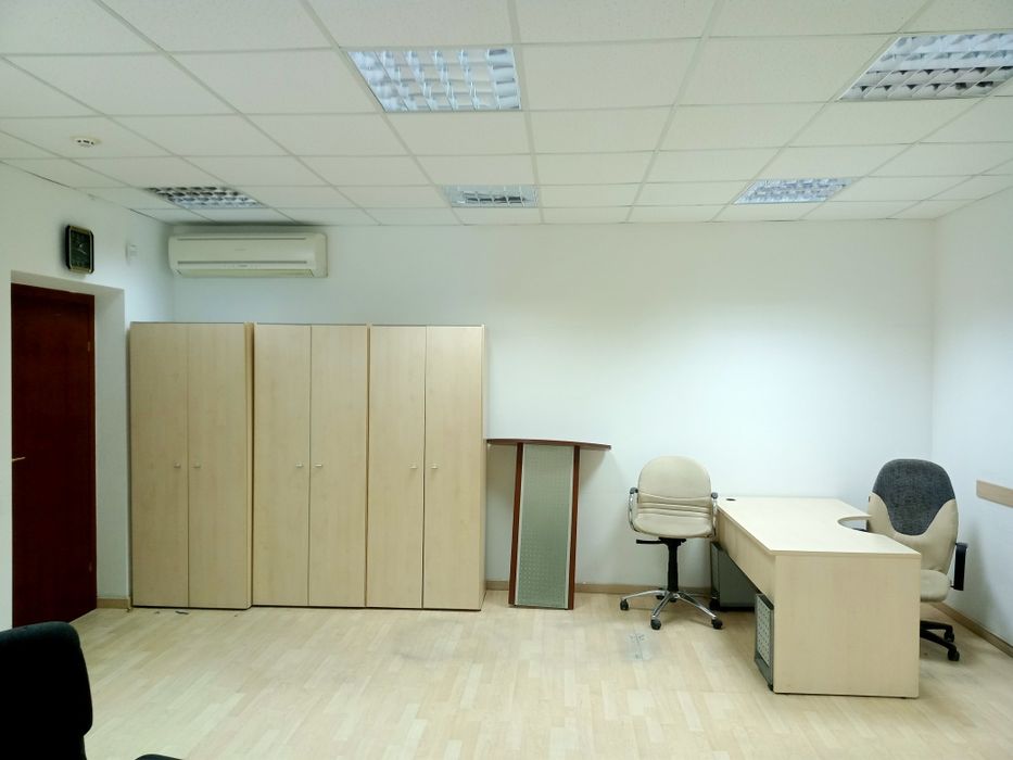 Кабинет 48 м² с мебелью и кондиционером