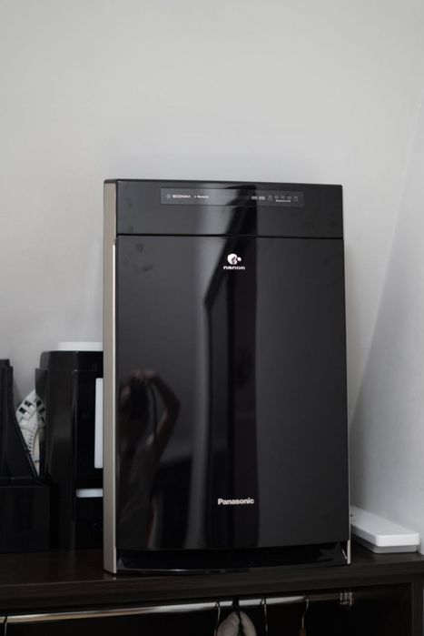 кліматичний комплекс,поєднує функції очищувача і зволожувача Panasonіc