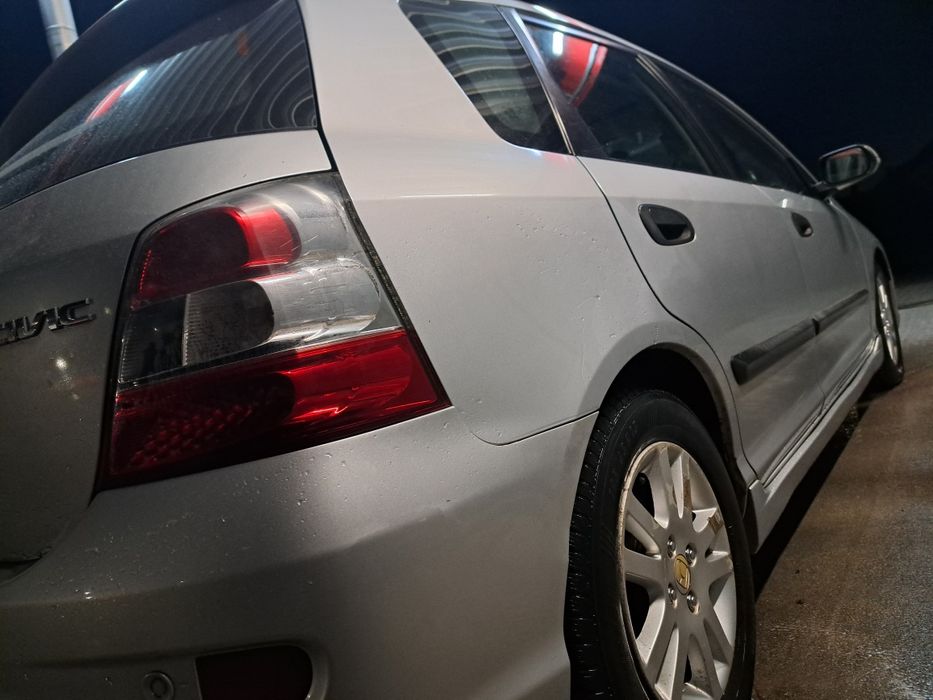 Honda Civic 7 lift 1.6 gaz