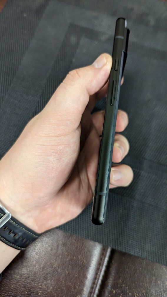 Google Pixel 6 8/128 Stormy Black,Sorta Seofam,Kinda Koral Neverlock