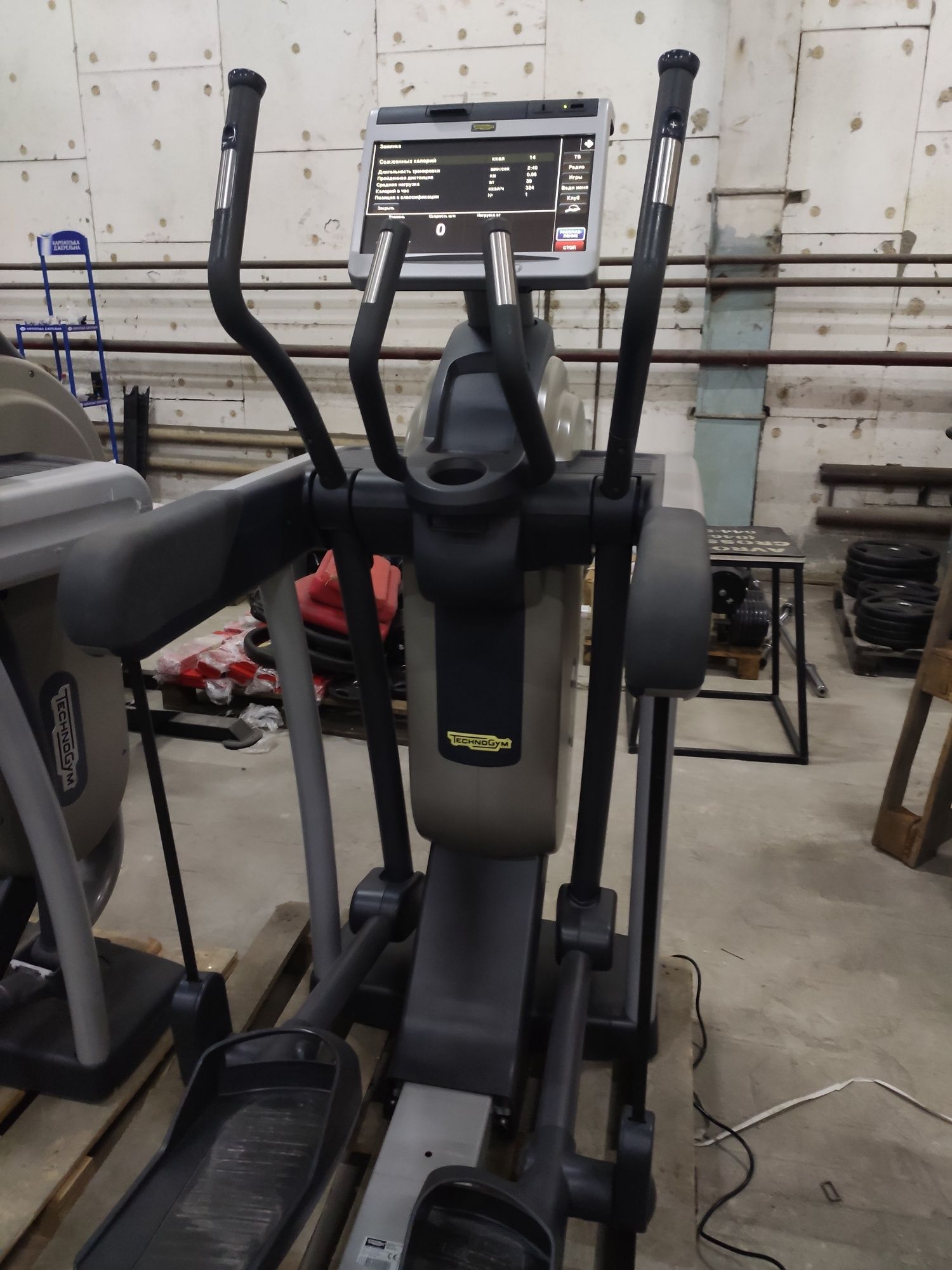 Орбитрек и степпер Technogym Vario 700 Visioweb