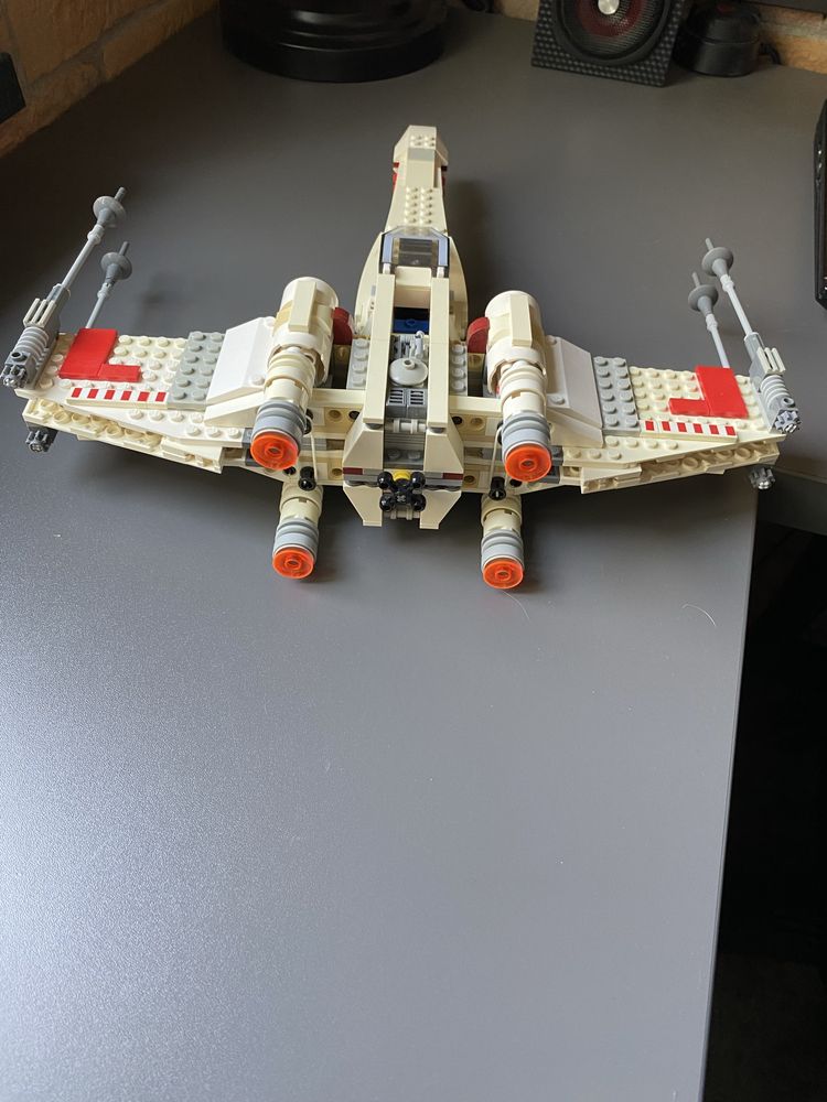 Zestaw lego Star Wars X- Wing 9493