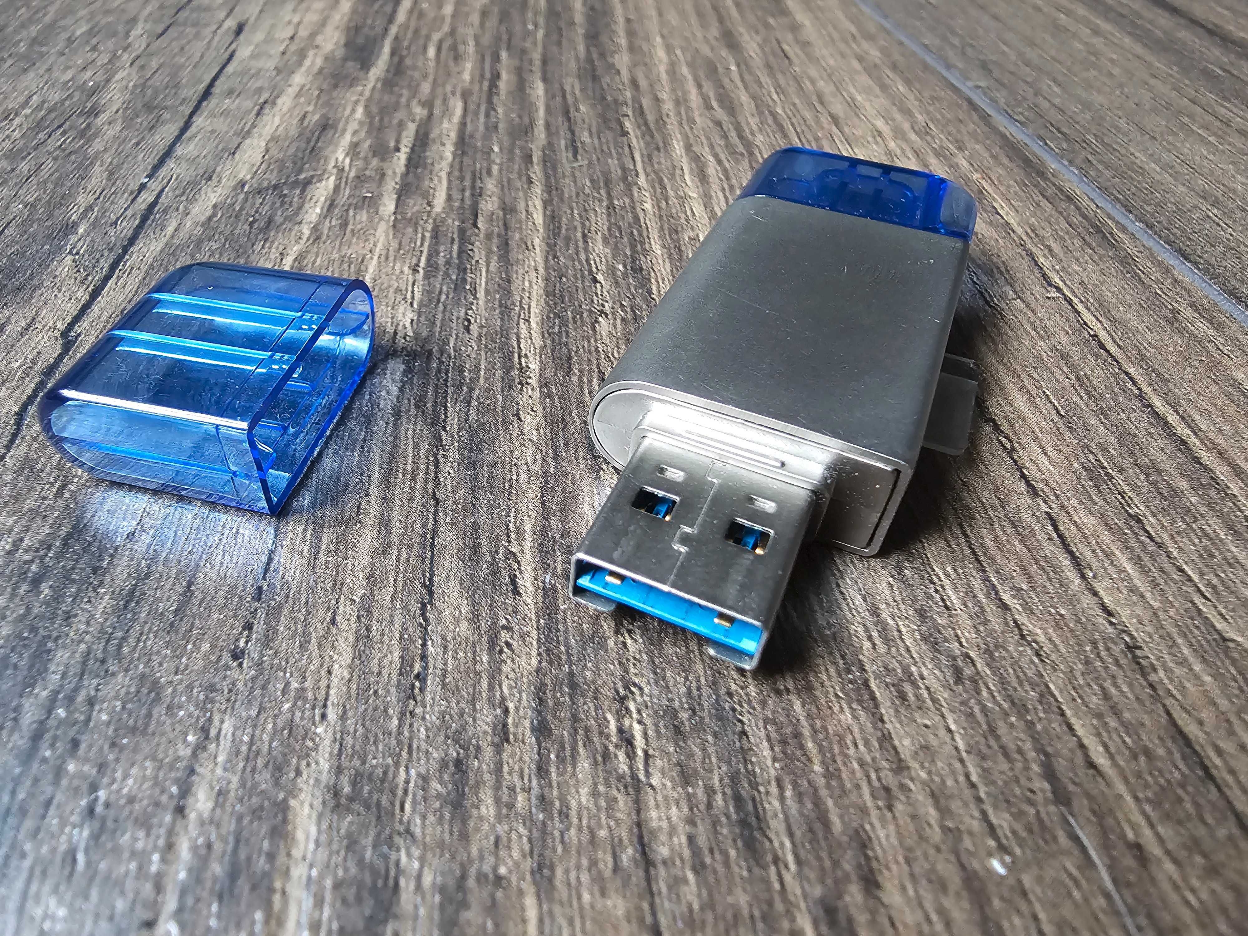 CZYTNIK KART NM Nano i MicroSD na USB 3.0 USB-C 3.1