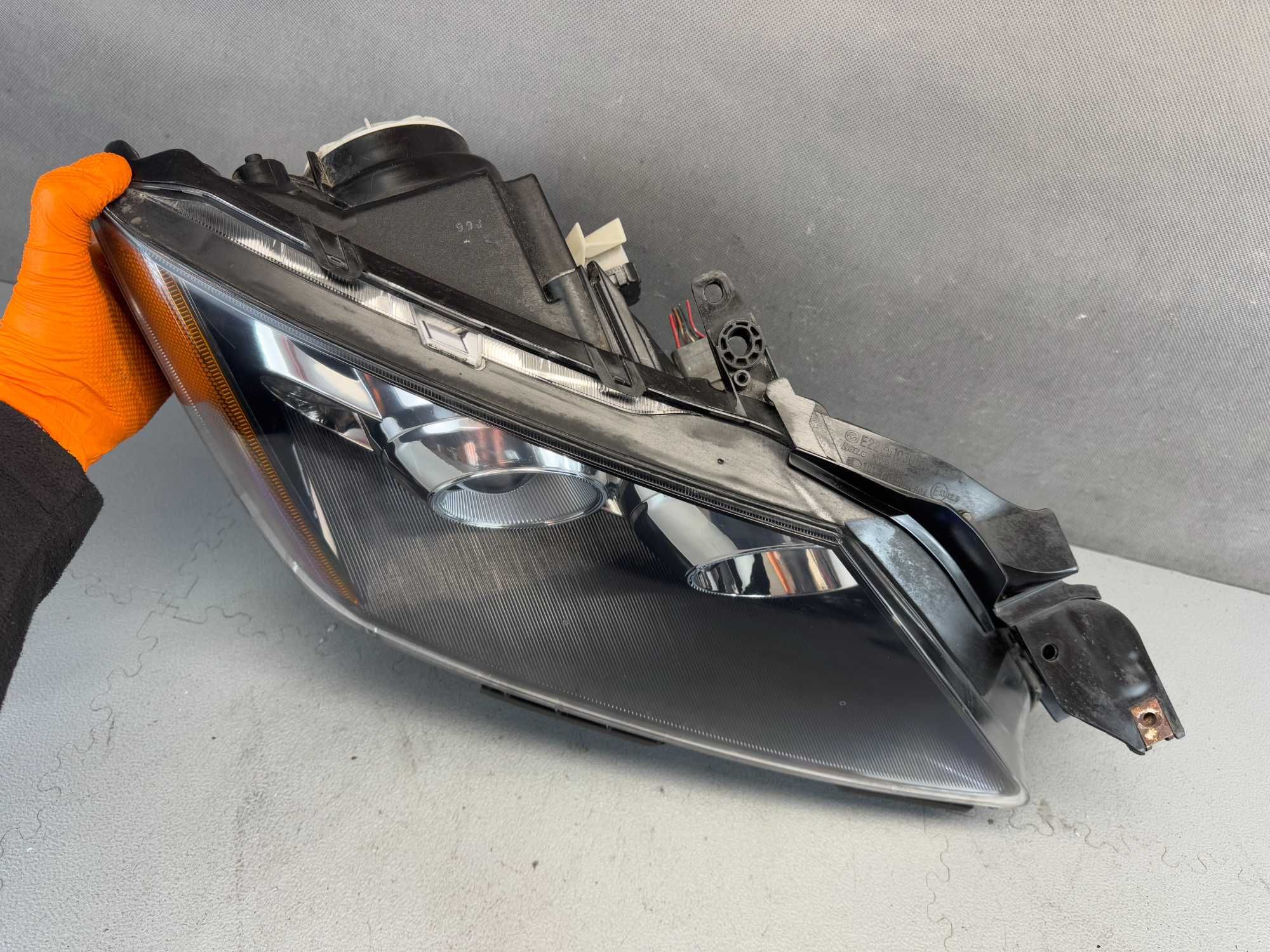 Mazda CX-7 CX7 Lampa Przednia Xenon Prawa Europa Kompletna Stan BDB