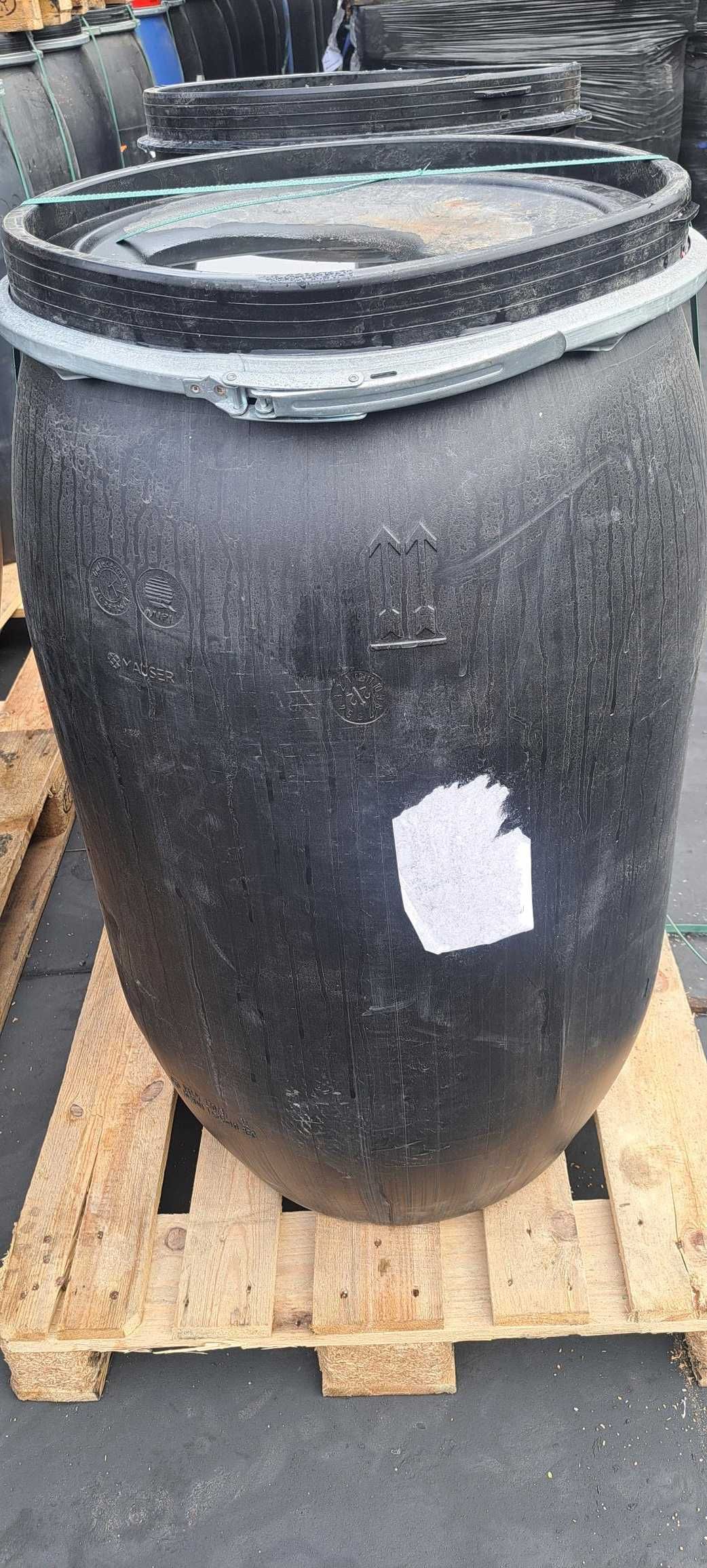 Beczki plastikowe, Beczka plastikowa 200 L z deklem