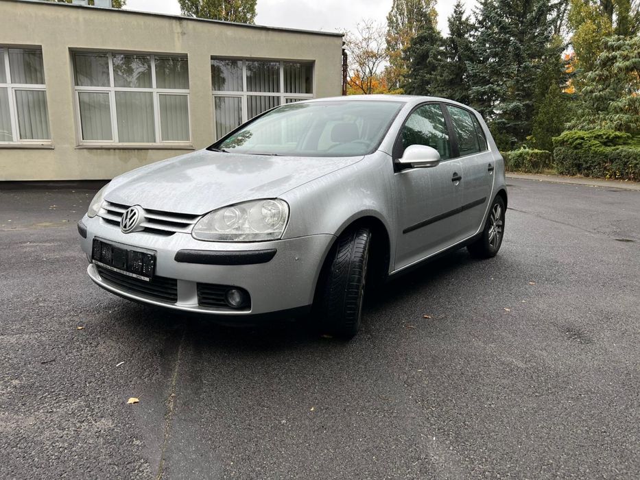 Vw golf V 1.4 benzyna 2004 klima