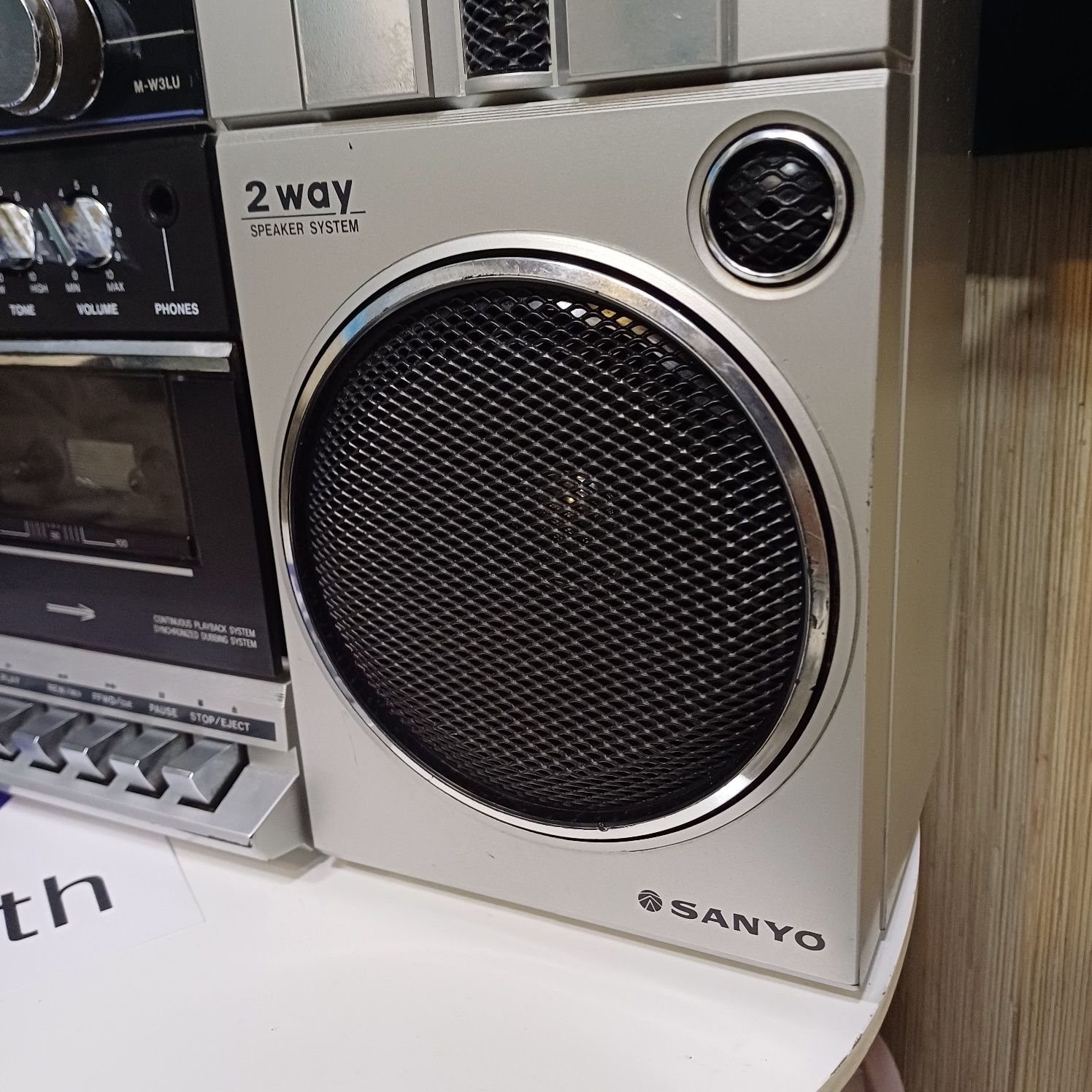 Głośnik Bluetooth w Retro stylu
