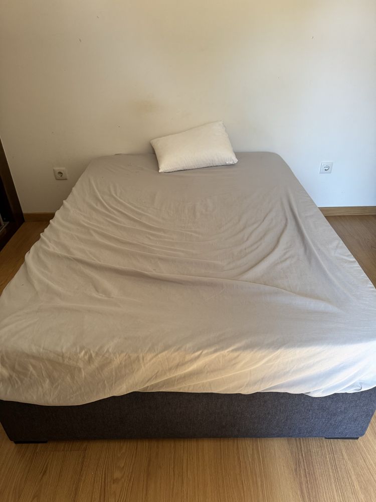 Vendo cama + colchão