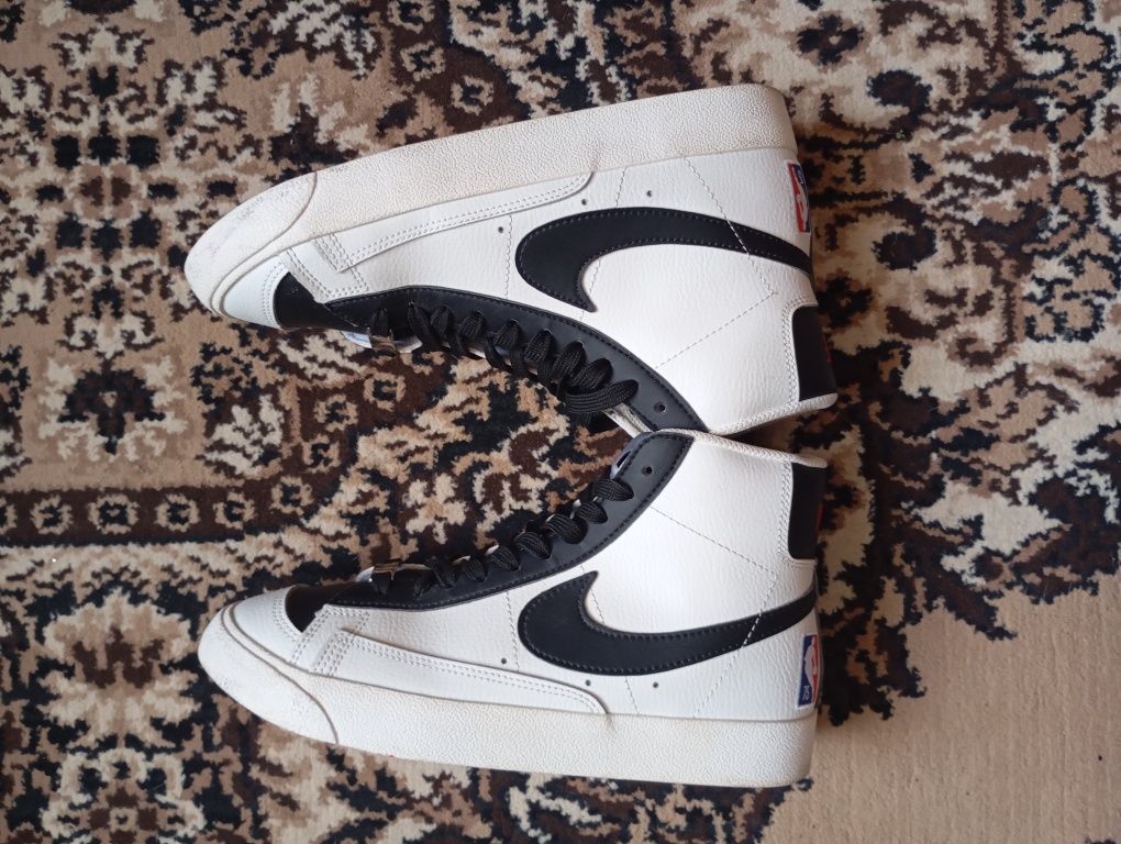 ‼️Nike Blazer Mid 77 EMB